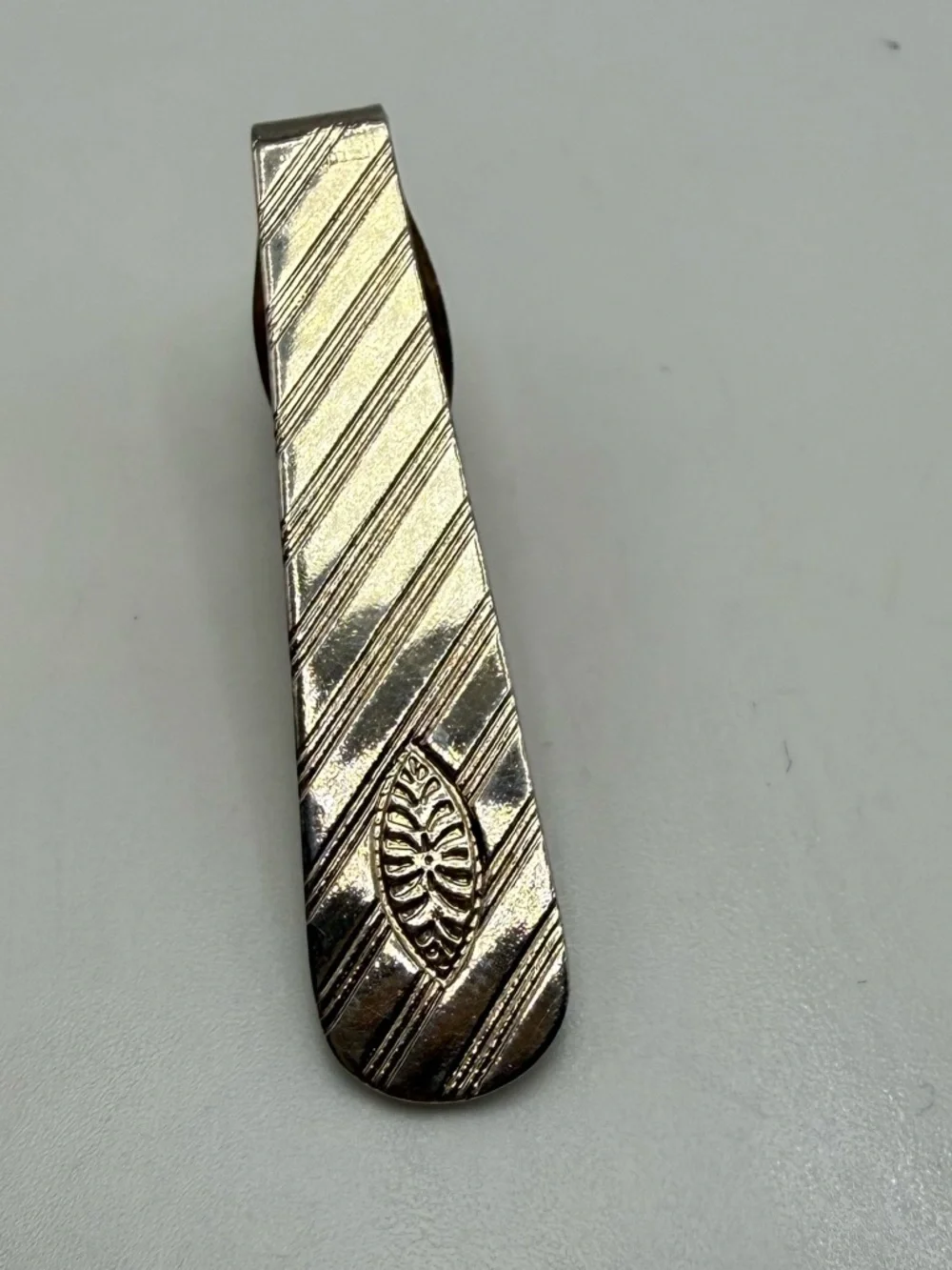 Vintage Gold Tone Tie Clip Textured Stripe Design